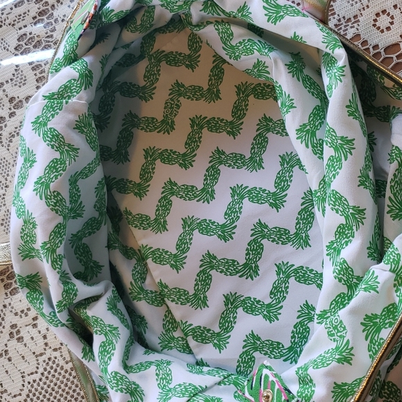 Lilly Pulitzer floral travel tote bag - Picture 6 of 8